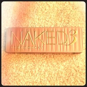 BARELY USED REAL urban decay Naked 3 palette