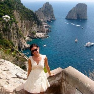 Fun, flowy, chic dress