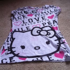 Hello kitty tee