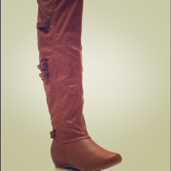 4 buckle knee high riding boots