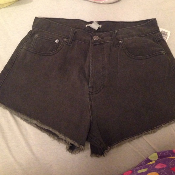 F21 black high waisted shorts