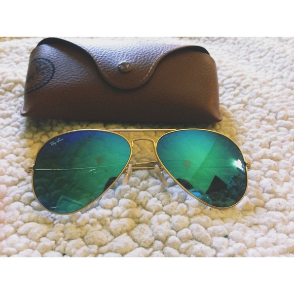 ❌❌SOLD❌❌Ray Ban Aviator Sunglasses