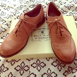 Lucky Brand, leather oxfords.