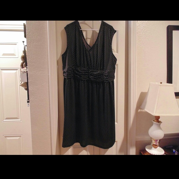 Polka dot sleeveless dress
