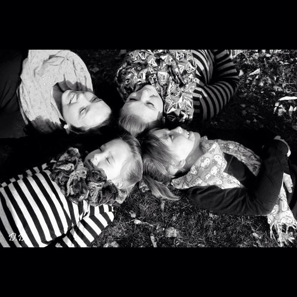 About the seller/buyer! - Picture 2 of 2