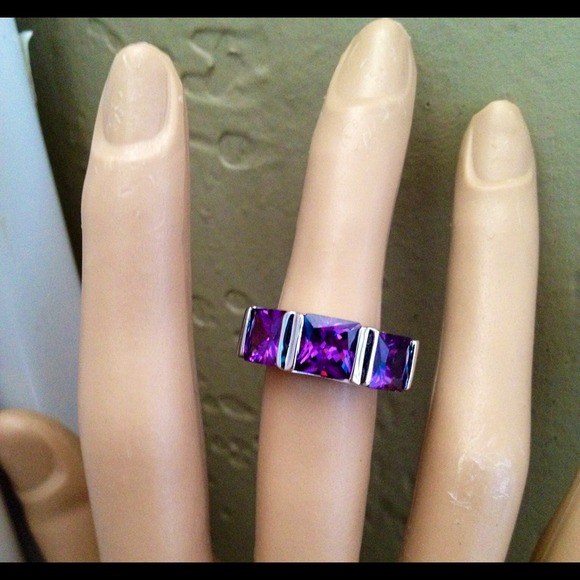 New😄size 6 amethyst crystal 925 silver ring😍