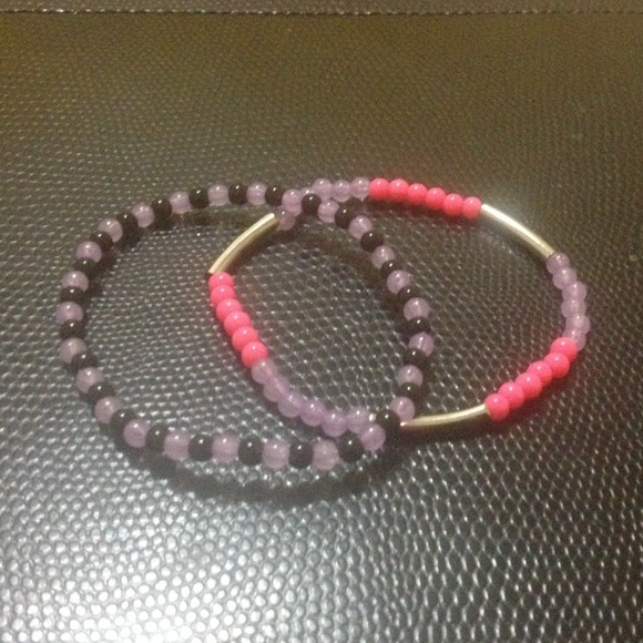 2 fashion beaded bracelets