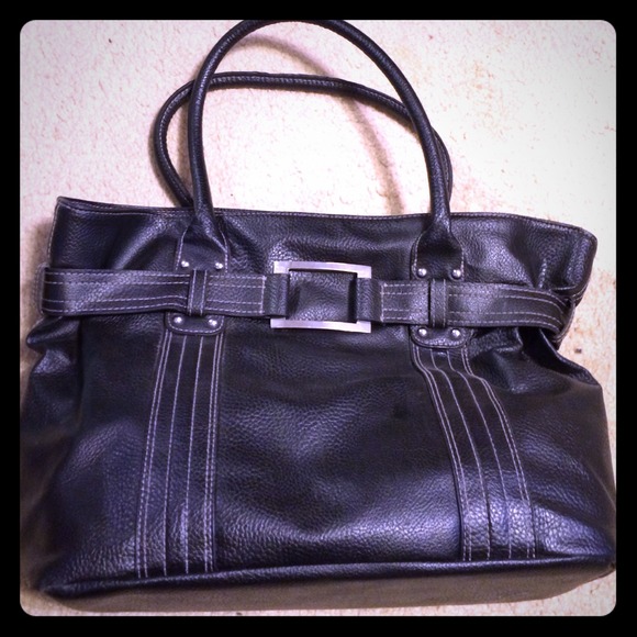 Black purse with built in organizer - Picture 1 of 3