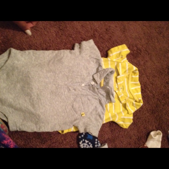 Carters tees - Picture 1 of 1