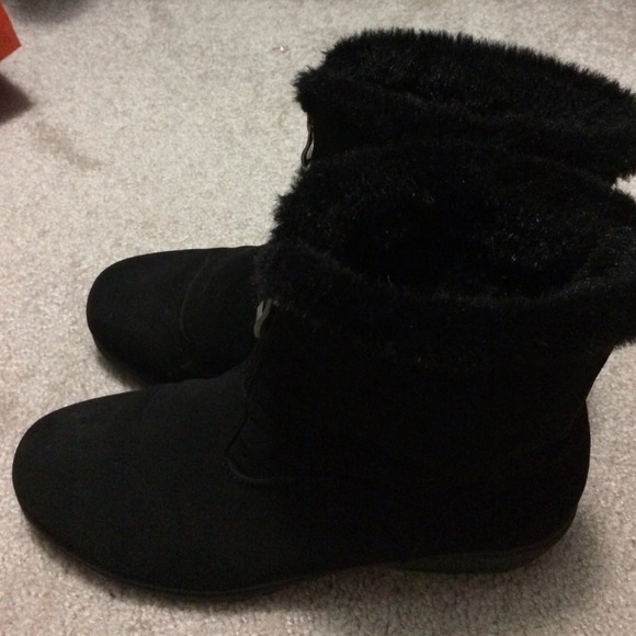 Black suede boots by Predictions