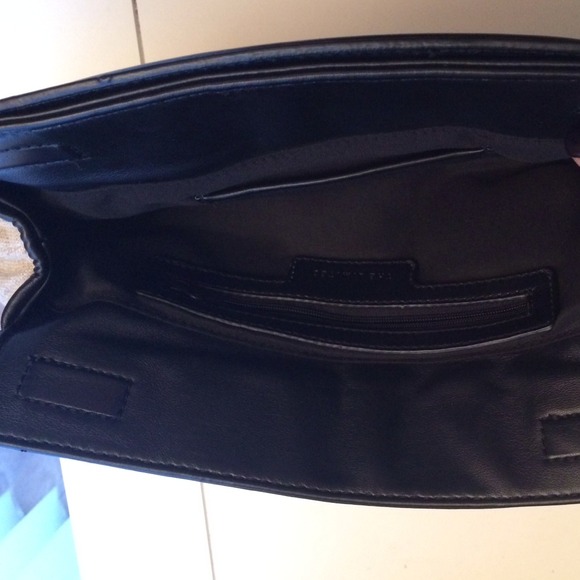 Purse - Picture 2 of 2