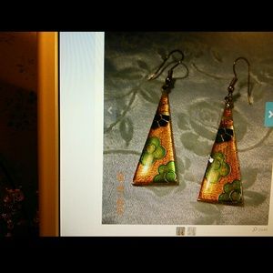 Vintage flower power pierced earrings