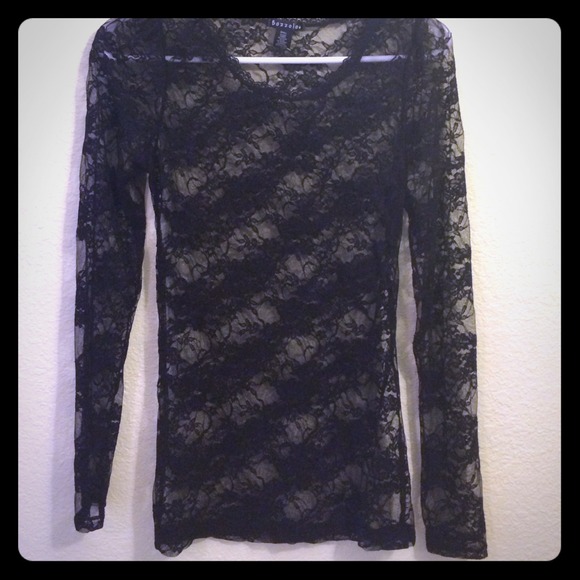 Lace long sleeve top. Brand new