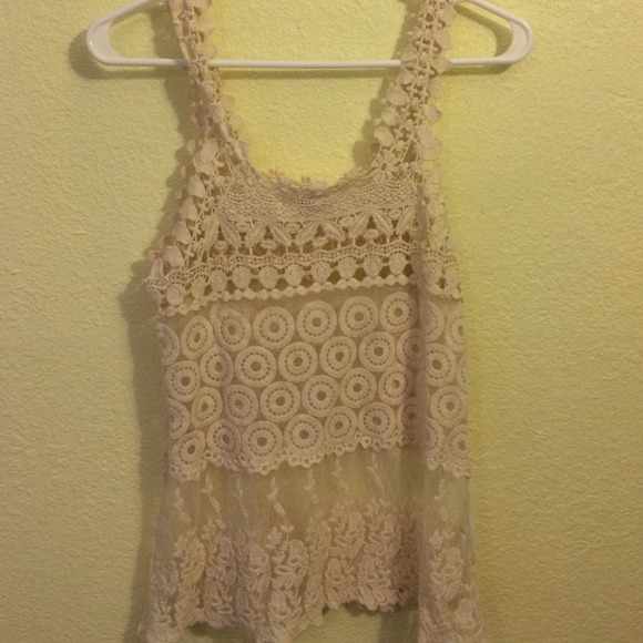 Crochet top. size M