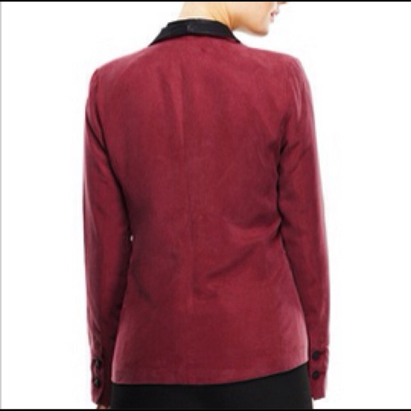 CLOSING SALE-ISABEL LU Blazer w Leatherette Collar - Picture 3 of 3