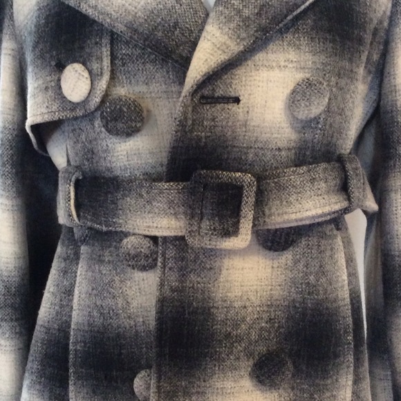 Wool Coat - Picture 3 of 4