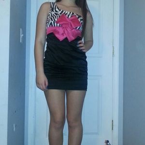 Black zebra dress with pink bow