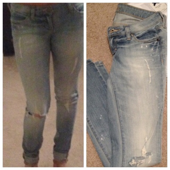 Other - Light washed Jeans & Tan Top