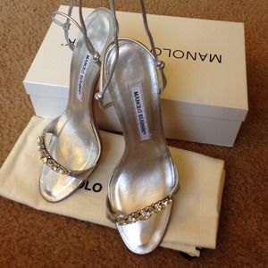 💍💎Manolo Blahnik Prisca crystal tie-back sandal