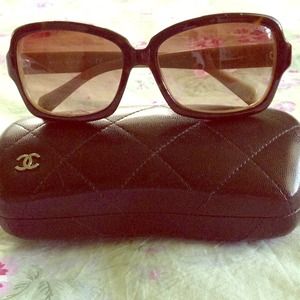 Authentic CHANEL Tortoise Shell CC Sunglasses