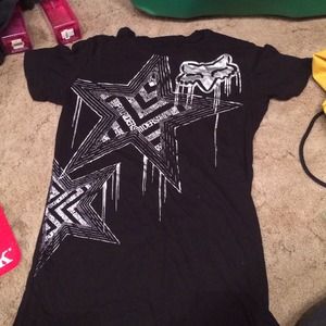 Fox shirt👕💋❌No Trades❌ No Paypal⛔️