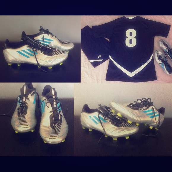 ⚽️ADIDAS SOCCER CLEATS⚽️