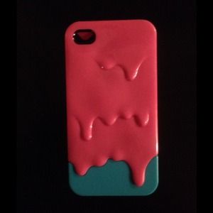 iPhone 4 case