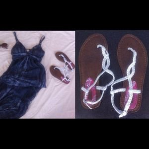 💅Adorable Aeropostale Sandals💅