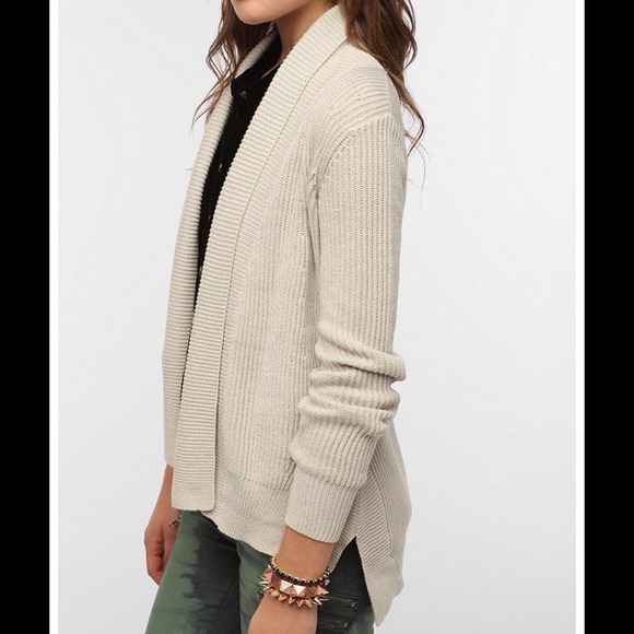 Silence and Noise Split Hem Cardigan
