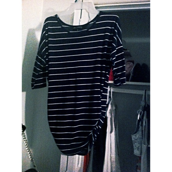 Navy blue and white shirt - Picture 1 of 1