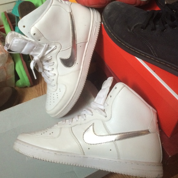 Women's AIR FORCE 1 LIGHT HIGH