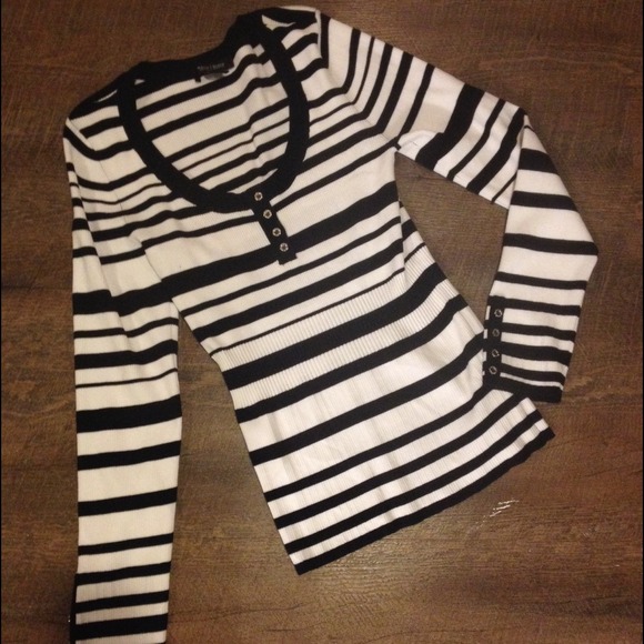 SOLD - Picture 4 of 4