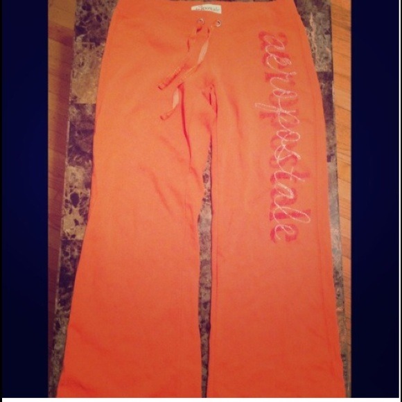 Bundle sweats and two purses