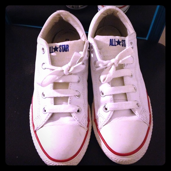 Gently used Converse sneakers | 3Y or Adult 5/6
