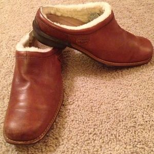 "HOLD" @Wade1953 - UGG Australia Shoreham Mules