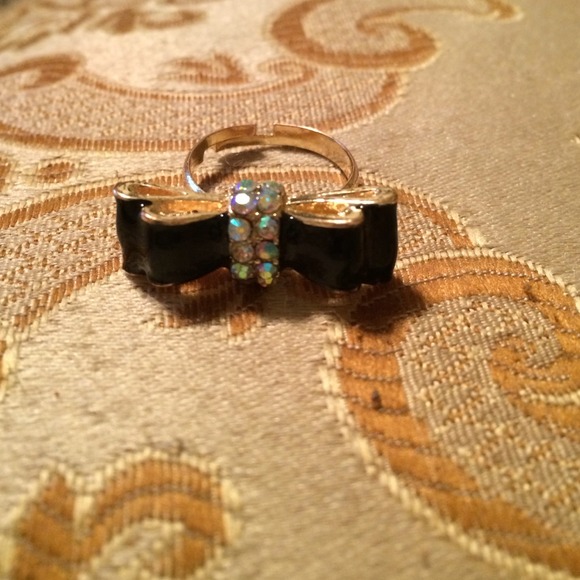 Bow Rings with Rinestones❤️ - Picture 2 of 4