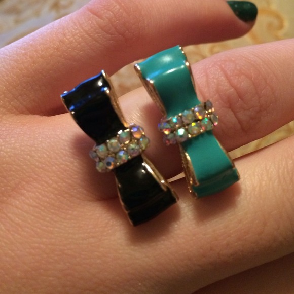 Bow Rings with Rinestones❤️ - Picture 4 of 4