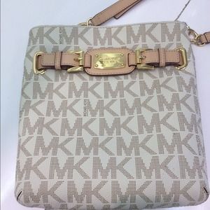 Micheal kors 💯 authentic