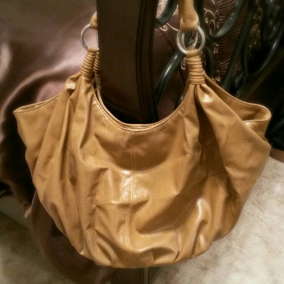 Light brown leather handbag