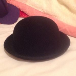 Blk hat
