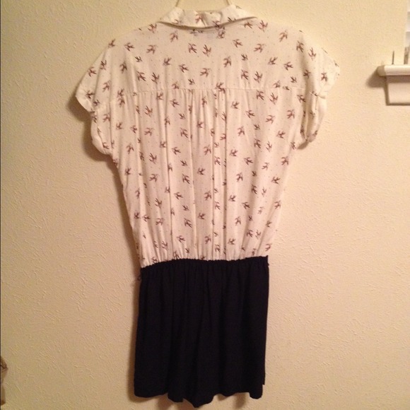 ❌SOLD❌Button down romper - Picture 2 of 3