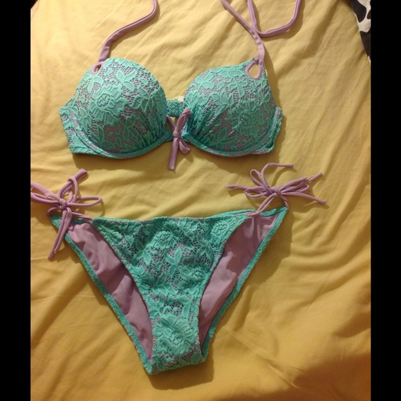 Victoria's Secret bikini