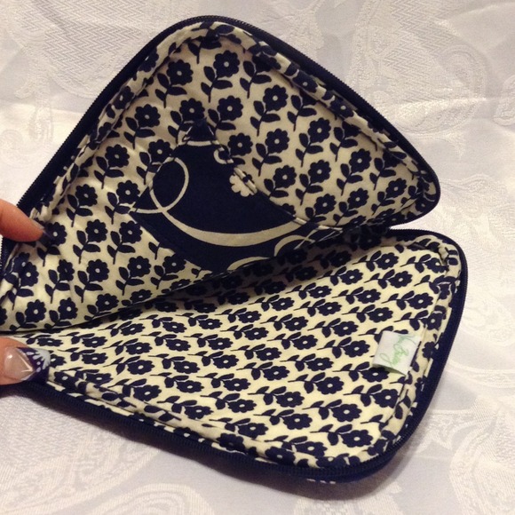 🎉HP!🎉 Navy & Cream iPad Mini/Tablet sleeve - Picture 3 of 4