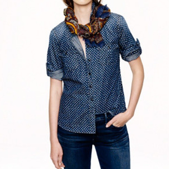 ❌SOLD in Bundle J. Crew Chambray Star Dot Shirt.