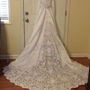 Wedding dress