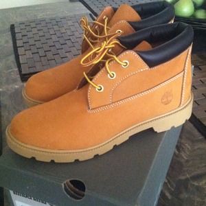 Timberland Boot Butter • 3 eye chukka • Never Worn