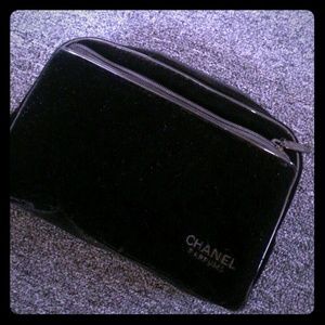 Chanel Parfums bag bundle!!!