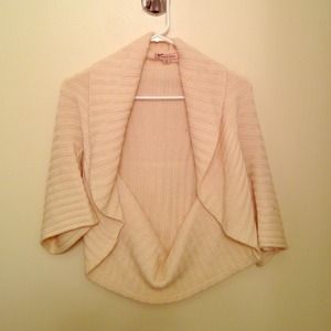Cream cardigan/shrug