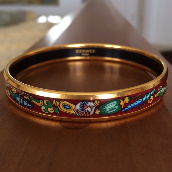 SOLD 100% authentic red Hermes bracelet