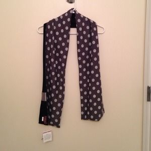 Reversible scarf